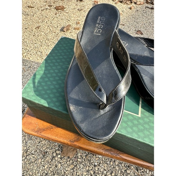 Gucci Black Leather Thong Sandals Womens Size 5.5 B Made in Italy - Picture 3 of 11